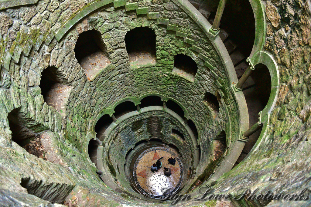 Quinta da Regaleira initiation well